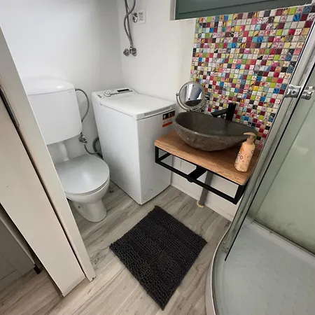 Small But Has It * Maribor
